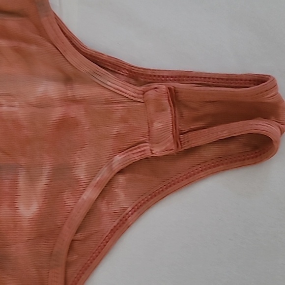 NWT Olivaceous Boho Small Rust Tie Dye Bodysuit - Picture 6 of 11